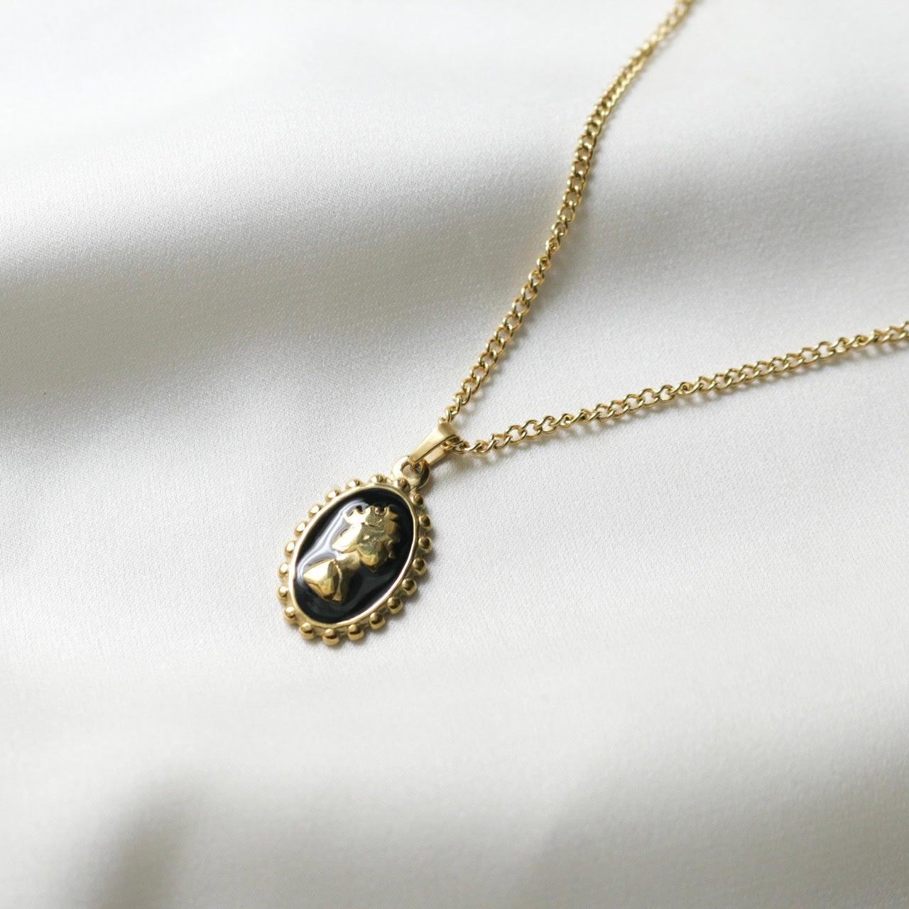 Queen Elizabeth Necklace