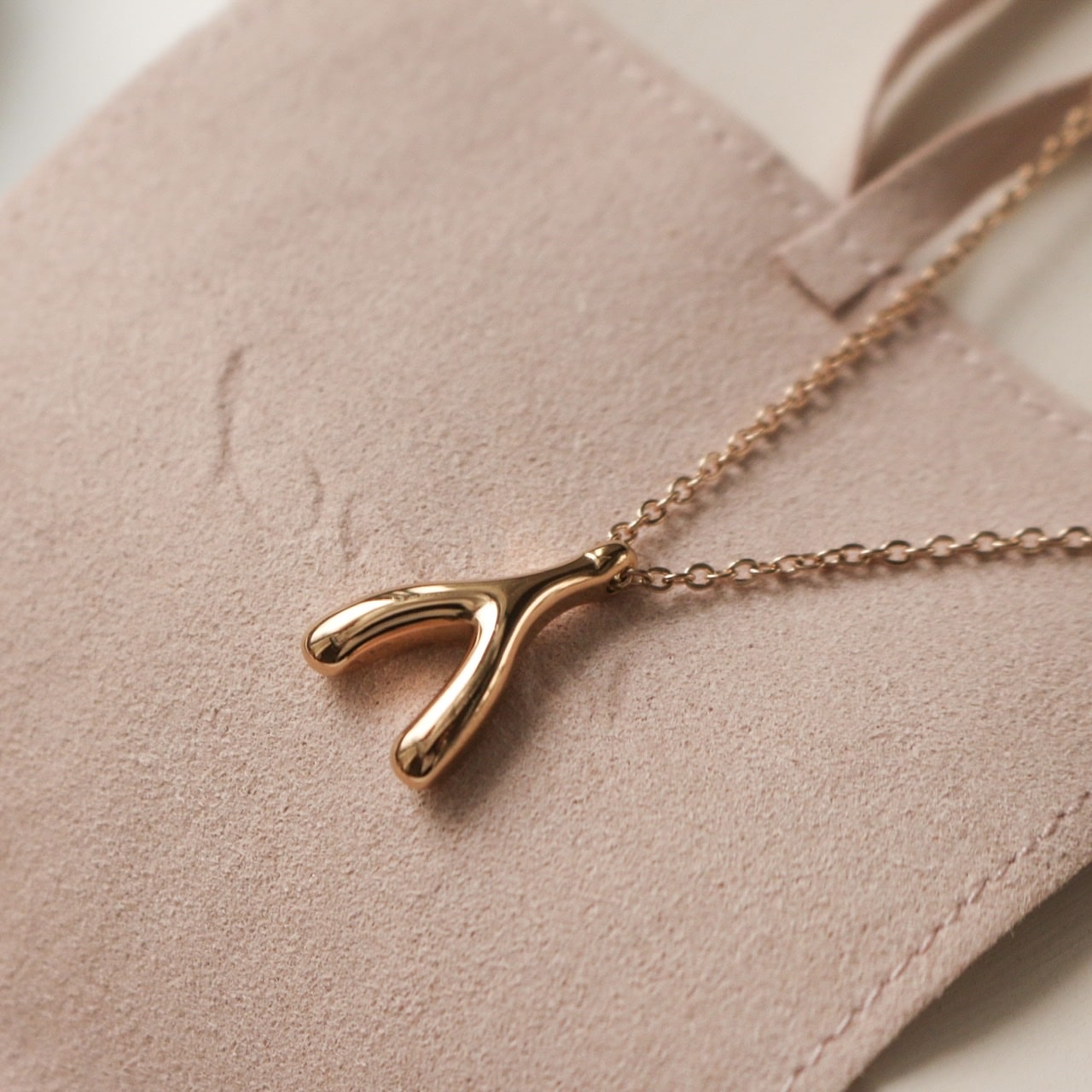 Wishbone Necklace (Rose Gold)